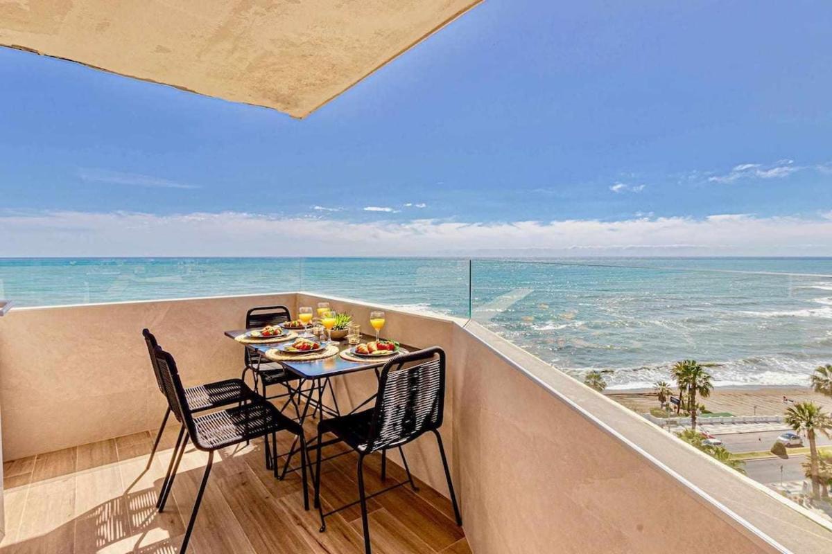797 Holiday Rentals - Benalbeach- Moderno Piso Para 5 Con Vistas Al Mar Бенальмадена Экстерьер фото