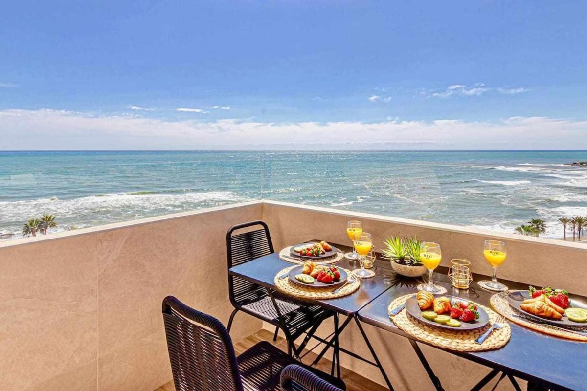 797 Holiday Rentals - Benalbeach- Moderno Piso Para 5 Con Vistas Al Mar Бенальмадена Экстерьер фото