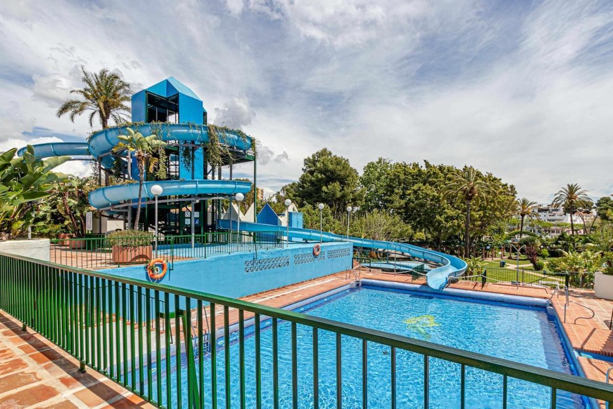 797 Holiday Rentals - Benalbeach- Moderno Piso Para 5 Con Vistas Al Mar Бенальмадена Экстерьер фото