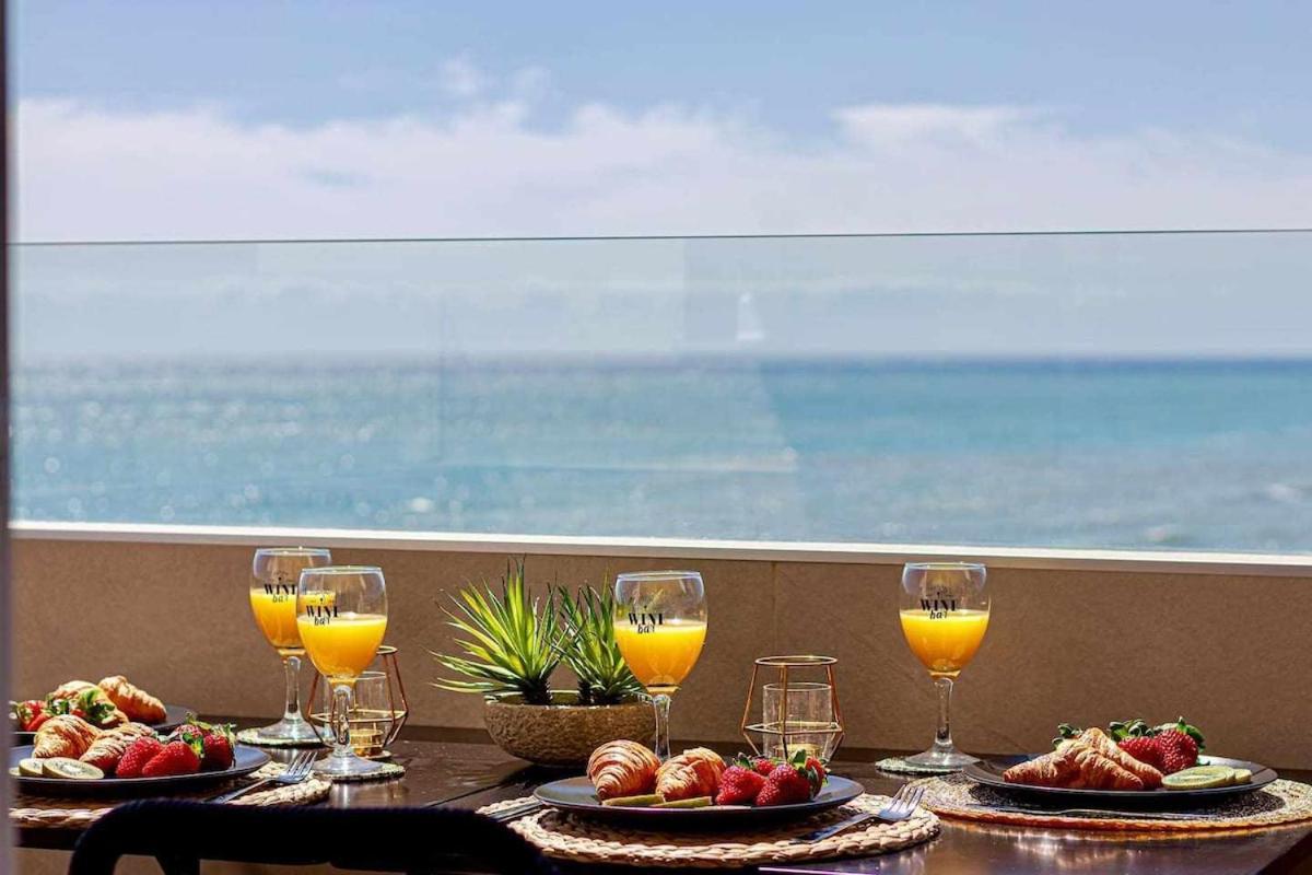 797 Holiday Rentals - Benalbeach- Moderno Piso Para 5 Con Vistas Al Mar Бенальмадена Экстерьер фото