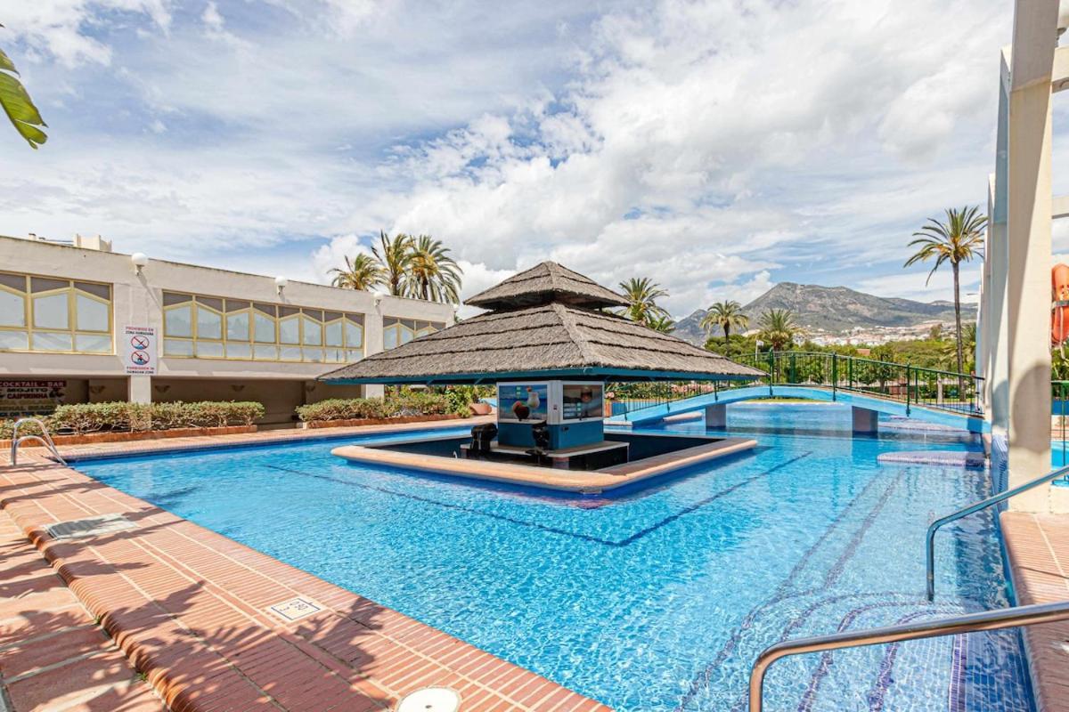 797 Holiday Rentals - Benalbeach- Moderno Piso Para 5 Con Vistas Al Mar Бенальмадена Экстерьер фото